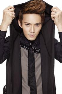 徐正曦个人资料,多才多艺的影视新星，魅力四射的青春偶像